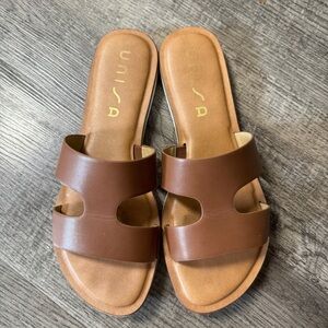 UNISA brown sandals